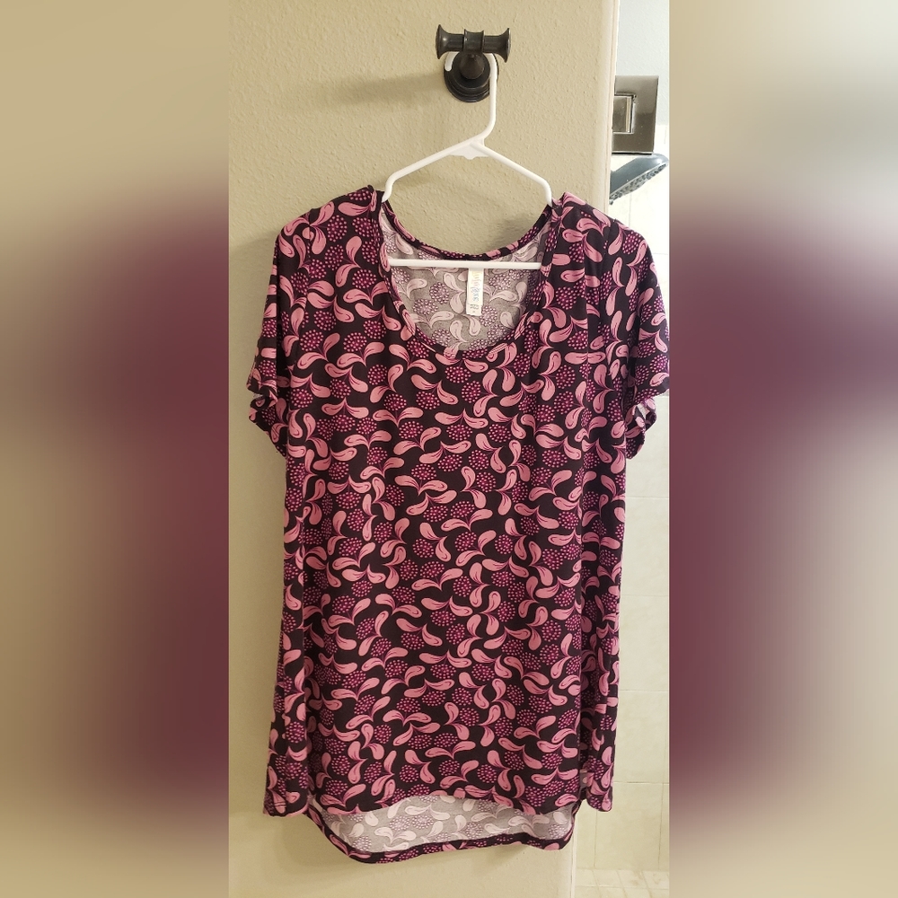 LulaRoe Classic T